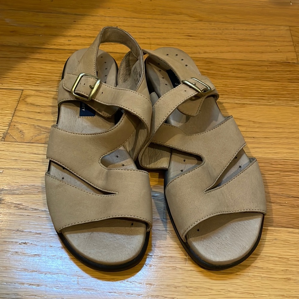 Easy spirit sandals